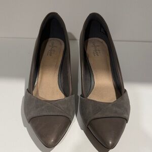 Clarks Women's grey Heels